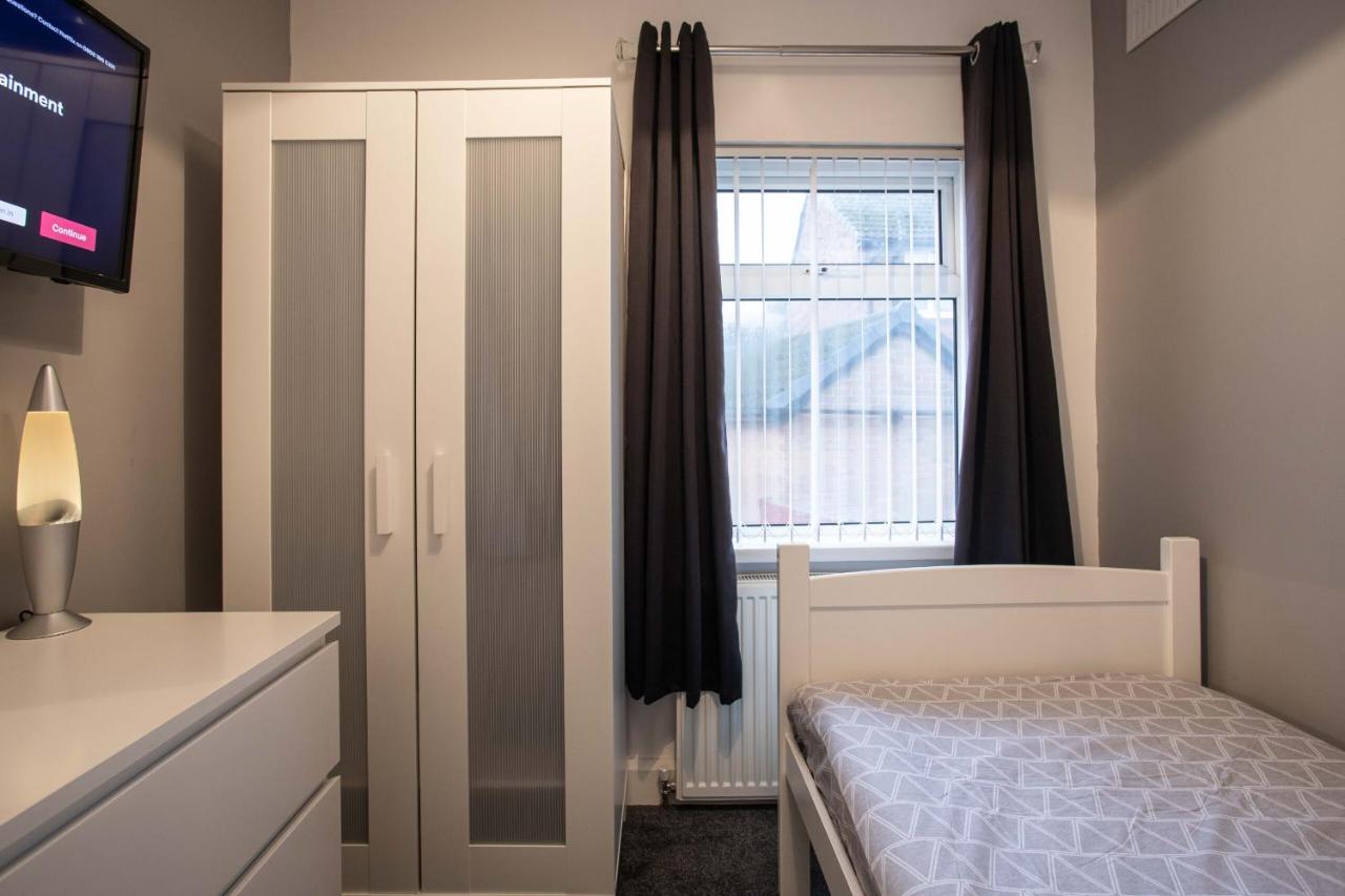 Holiday home Refurbished Home, 8 Mins To Cc Belfast